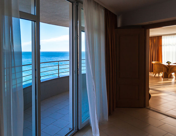 Люкс Комфорт 2-местный 2-комнатный - Курортный комплекс «Ливадийский»